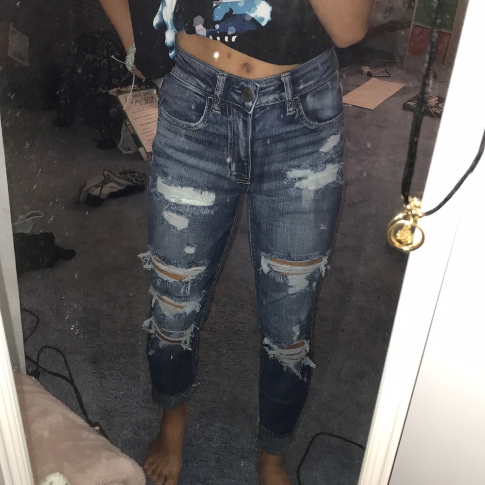 american eagle ripped jeans